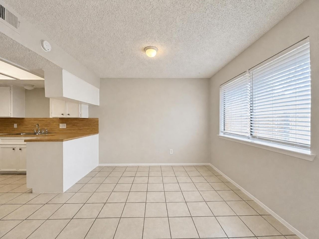 8329 Fathom Cir - Photo 5