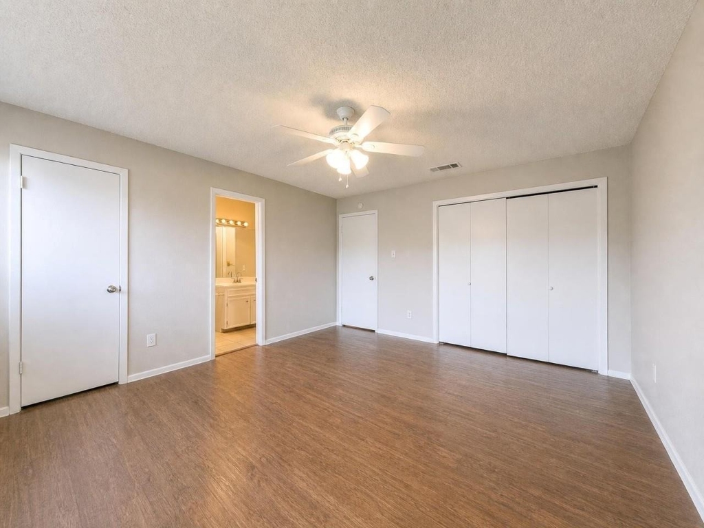 8329 Fathom Cir - Photo 32