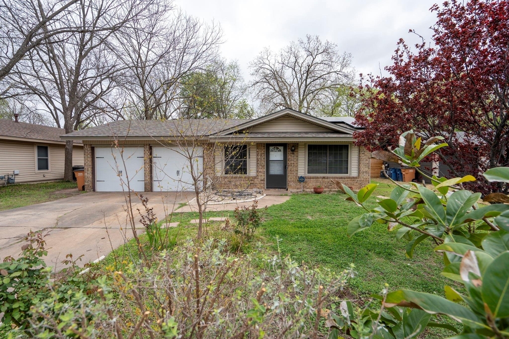 9505 Oriole Dr - Photo 0