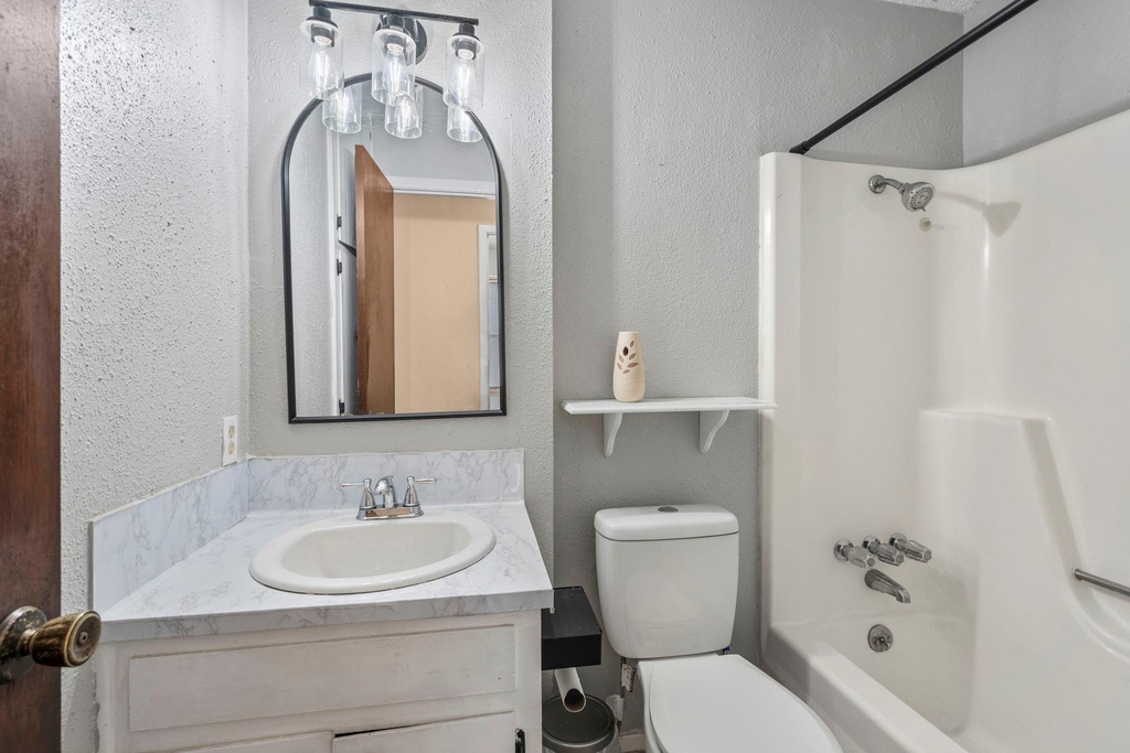9505 Oriole Dr - Photo 16