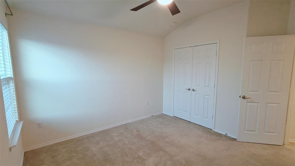 9107 Golden Leaf Dr - Photo 27