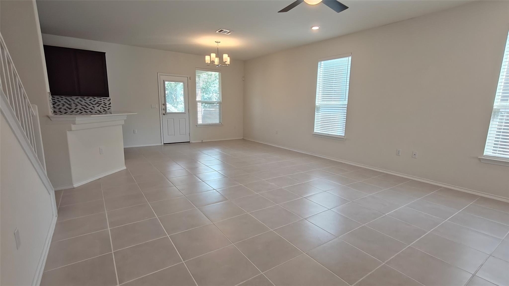9107 Golden Leaf Dr - Photo 2