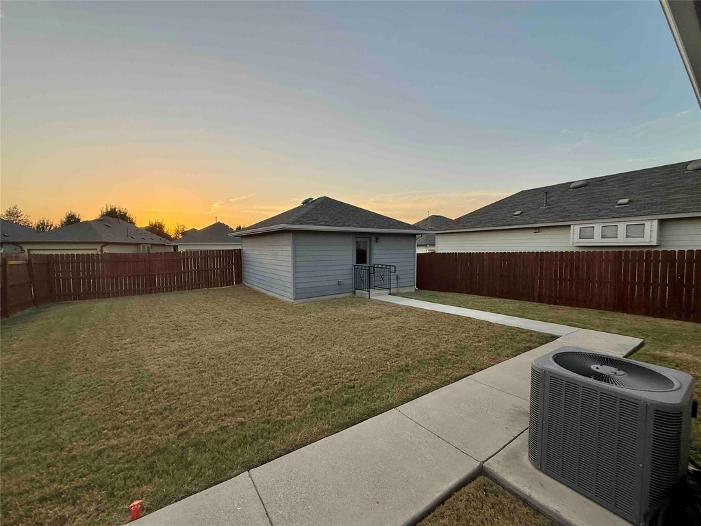 457 Star Thistle St - Photo 10