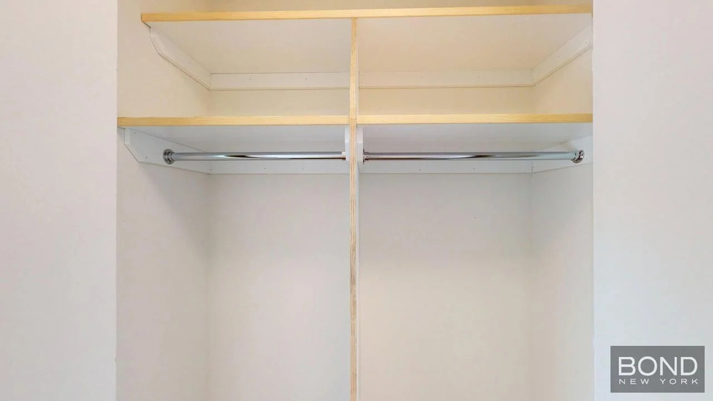 400 East 71st Street - Photo 6
