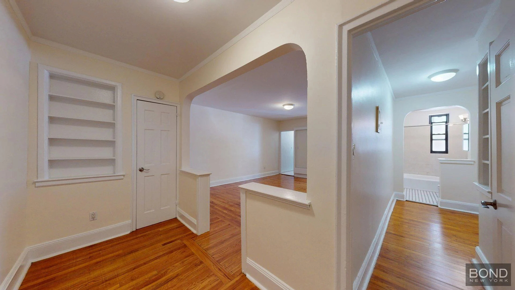 124 East 24th Street - Photo 0
