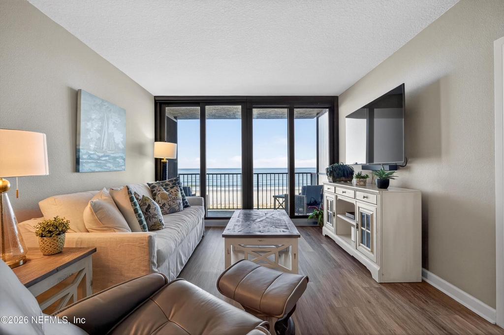 601 1st Street - Photo 4