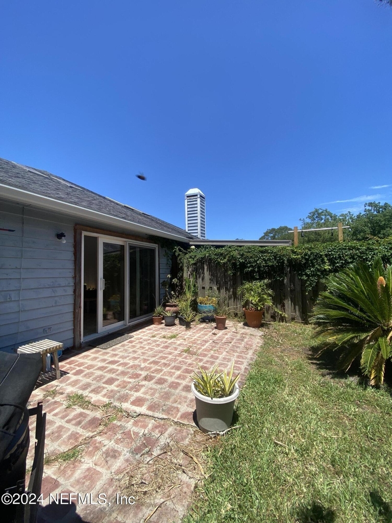 141 Abaco Way - Photo 11