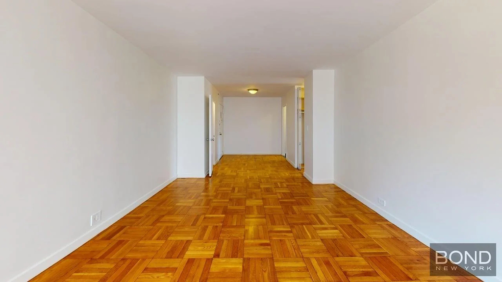 145 4th Avenue - Photo 2