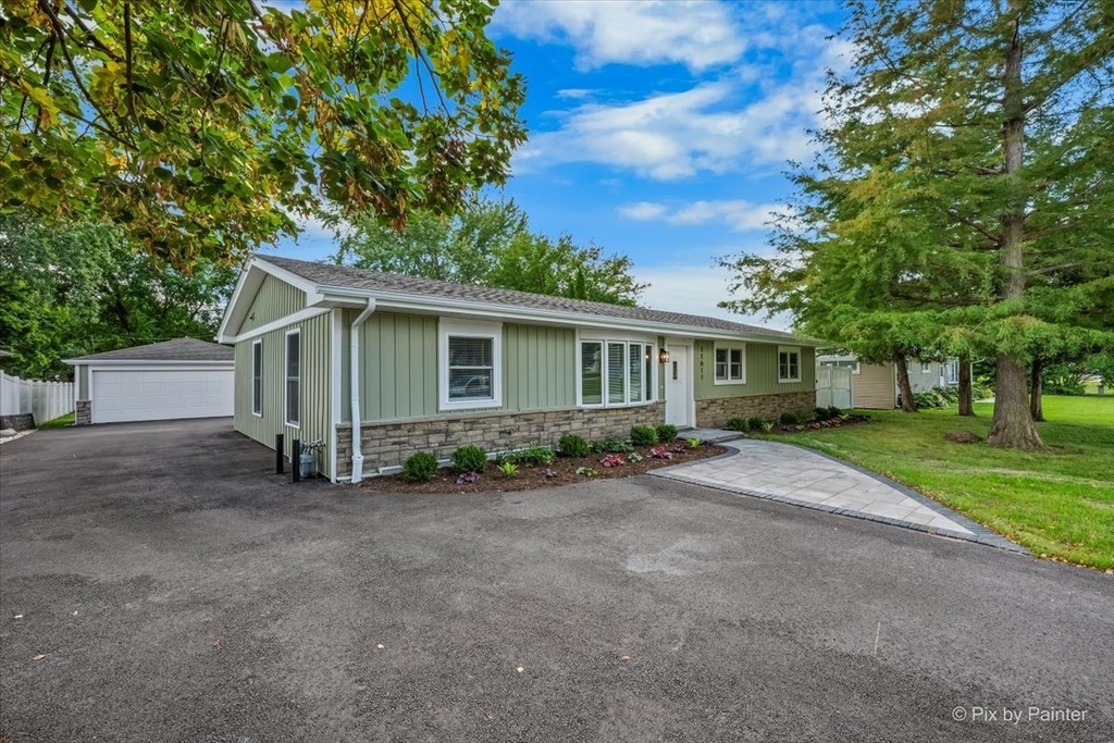 11611 Douglas Avenue - Photo 8