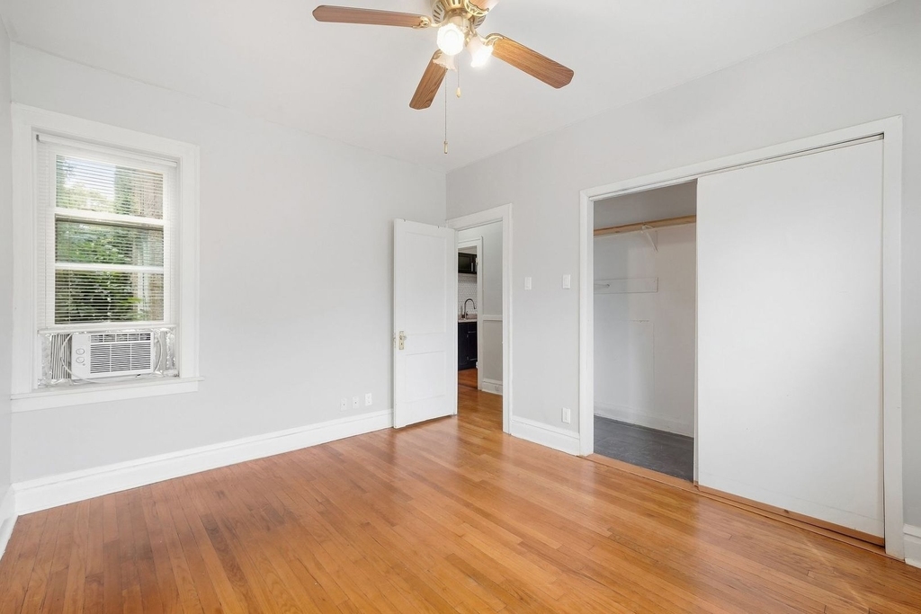 6945 S Calumet Avenue - Photo 7