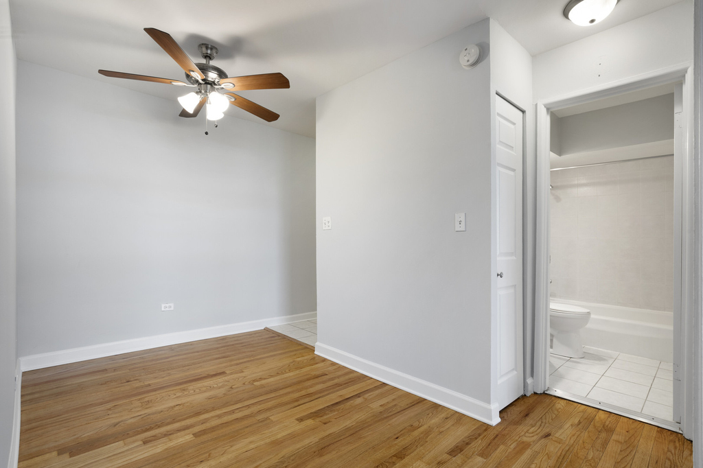 6758 N Sheridan Avenue - Photo 5