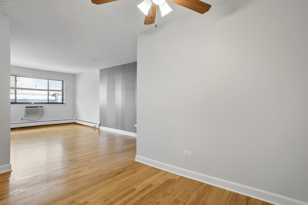 6758 N Sheridan Avenue - Photo 1