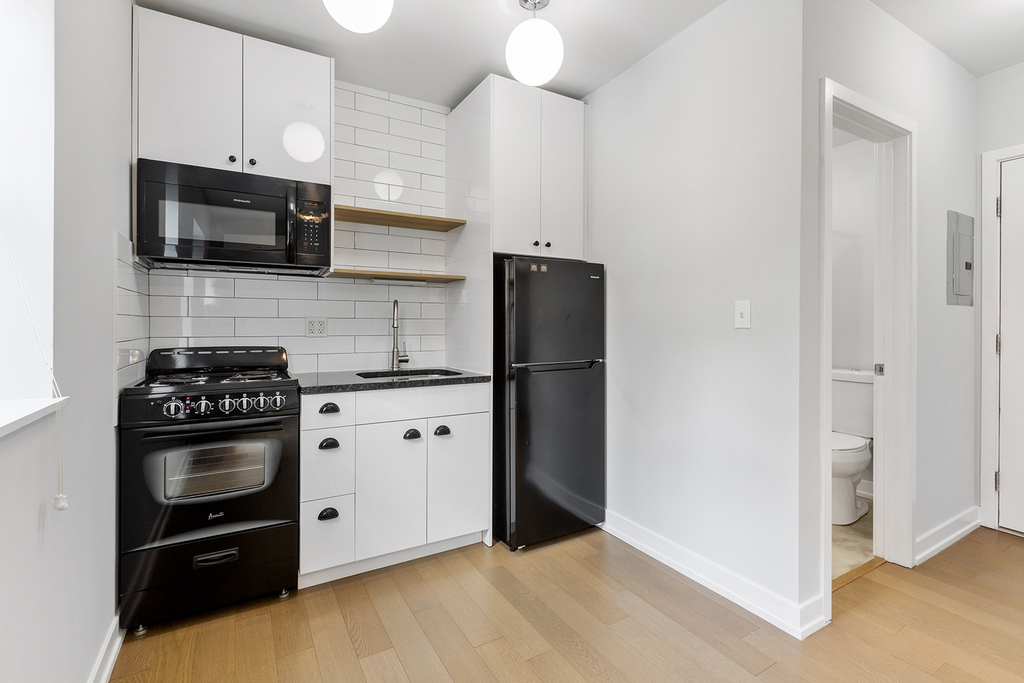 6019 N Winthrop Avenue - Photo 4