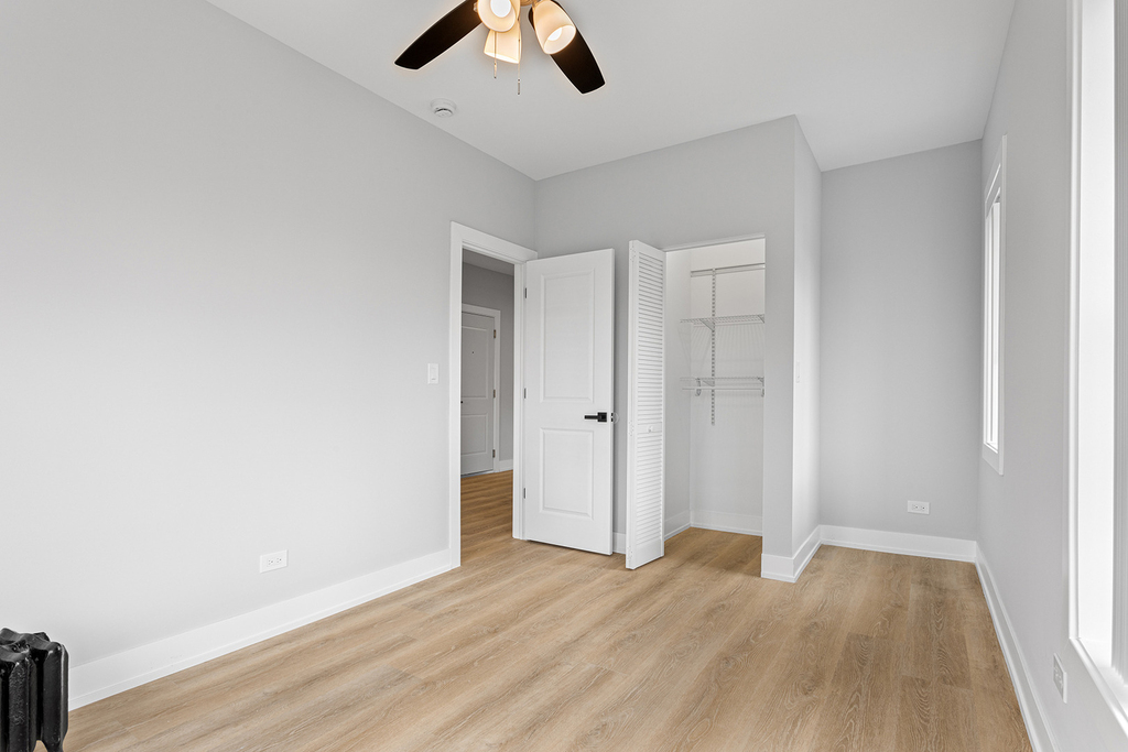 1655 W Jonquil Terrace - Photo 9