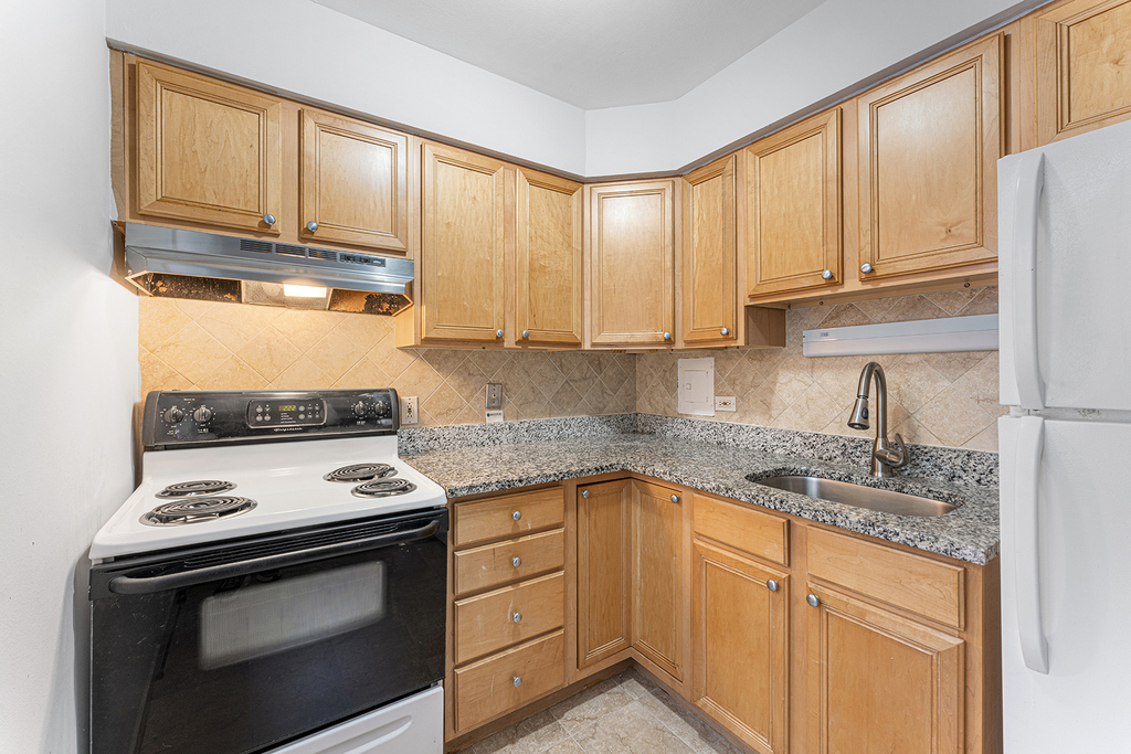 6001 N Kenmore Avenue - Photo 5