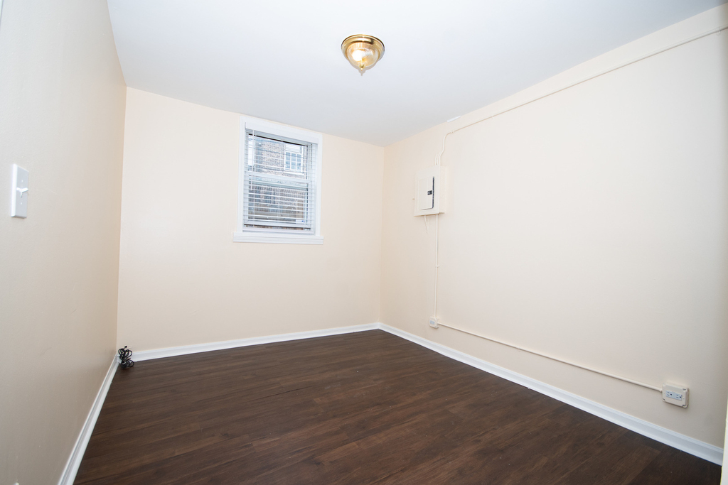 1618 N Rockwell Street - Photo 18