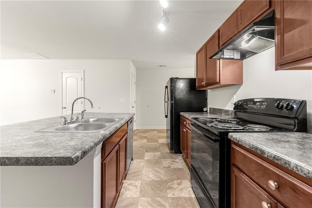 2383 Hackamore Drive - Photo 4