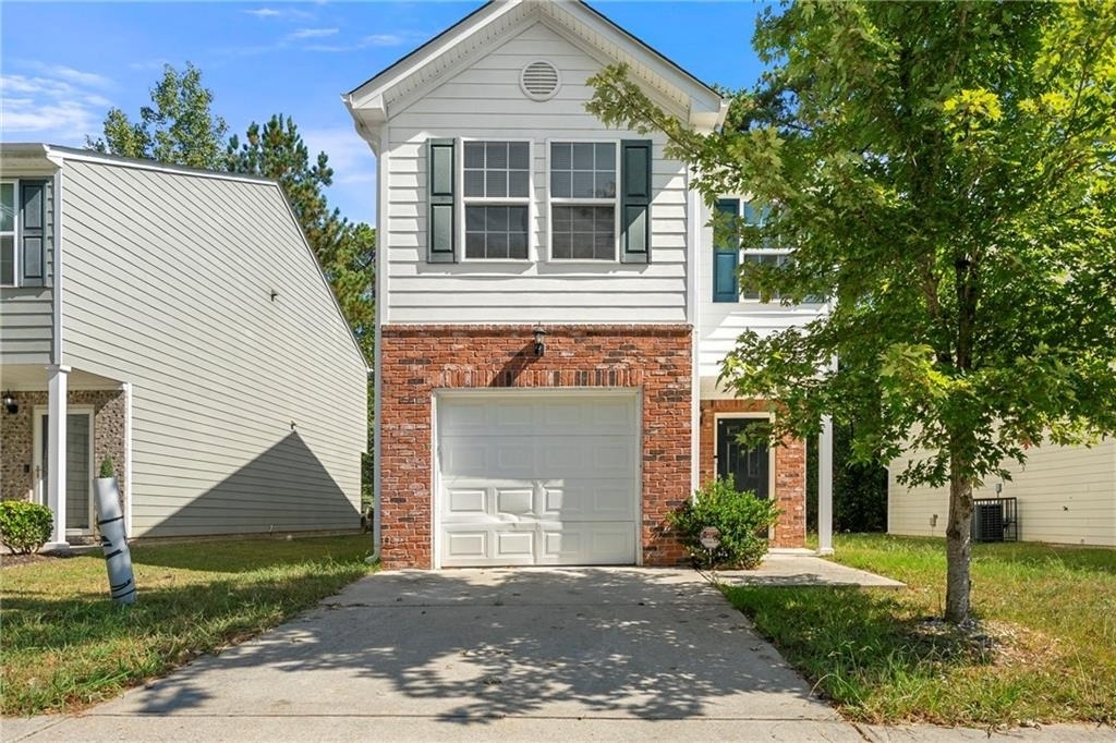 2383 Hackamore Drive - Photo 0