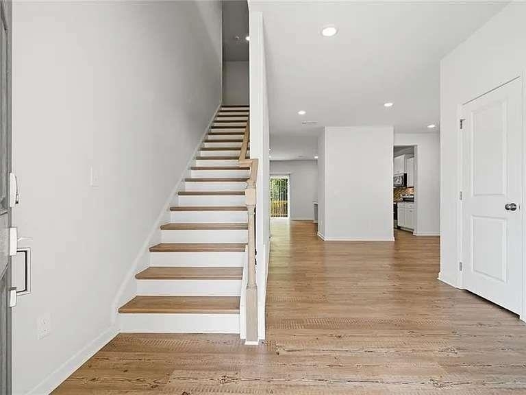 384 Summerwood Lane - Photo 1