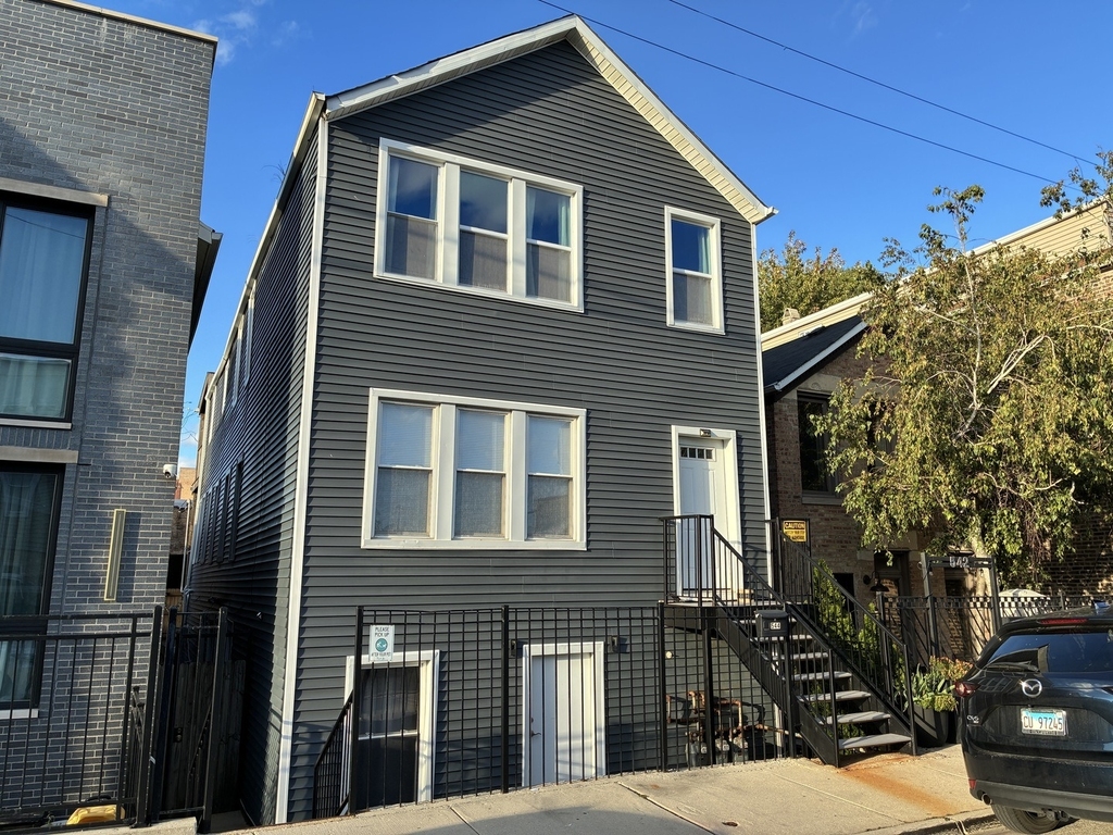 544 W Cullerton Avenue - Photo 0