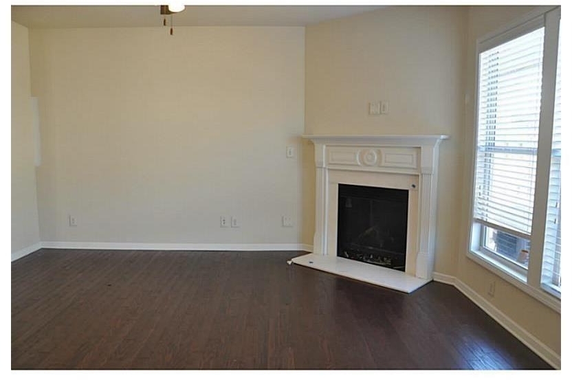 2545 Thackery Court - Photo 6