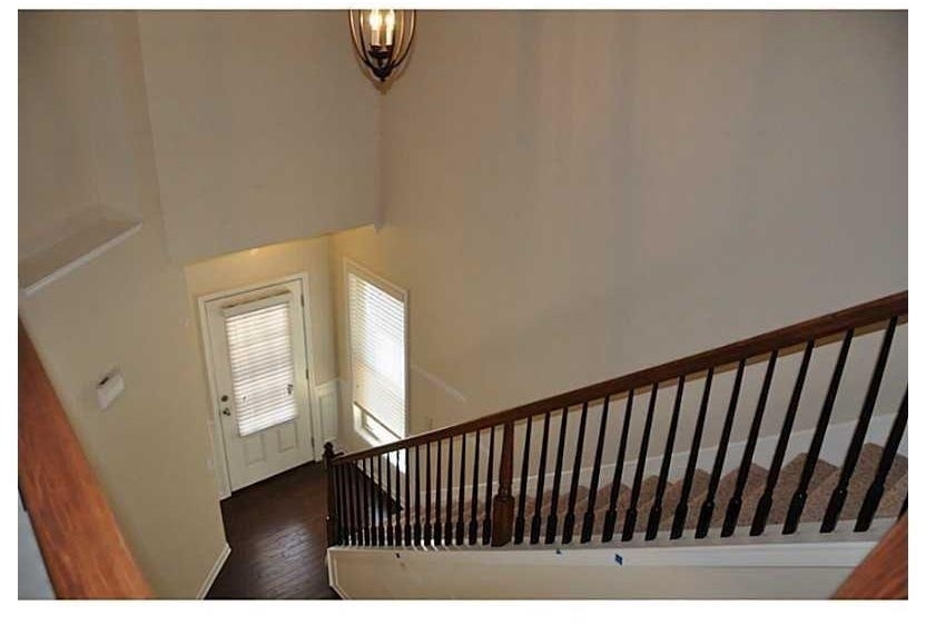 2545 Thackery Court - Photo 15