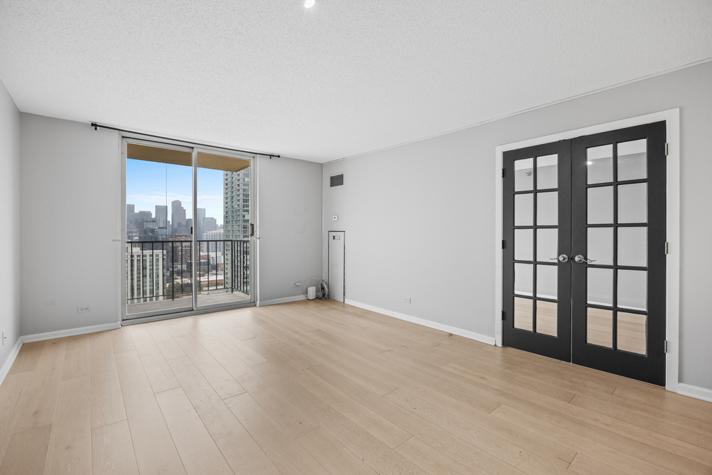 1212 N Lasalle Street - Photo 3