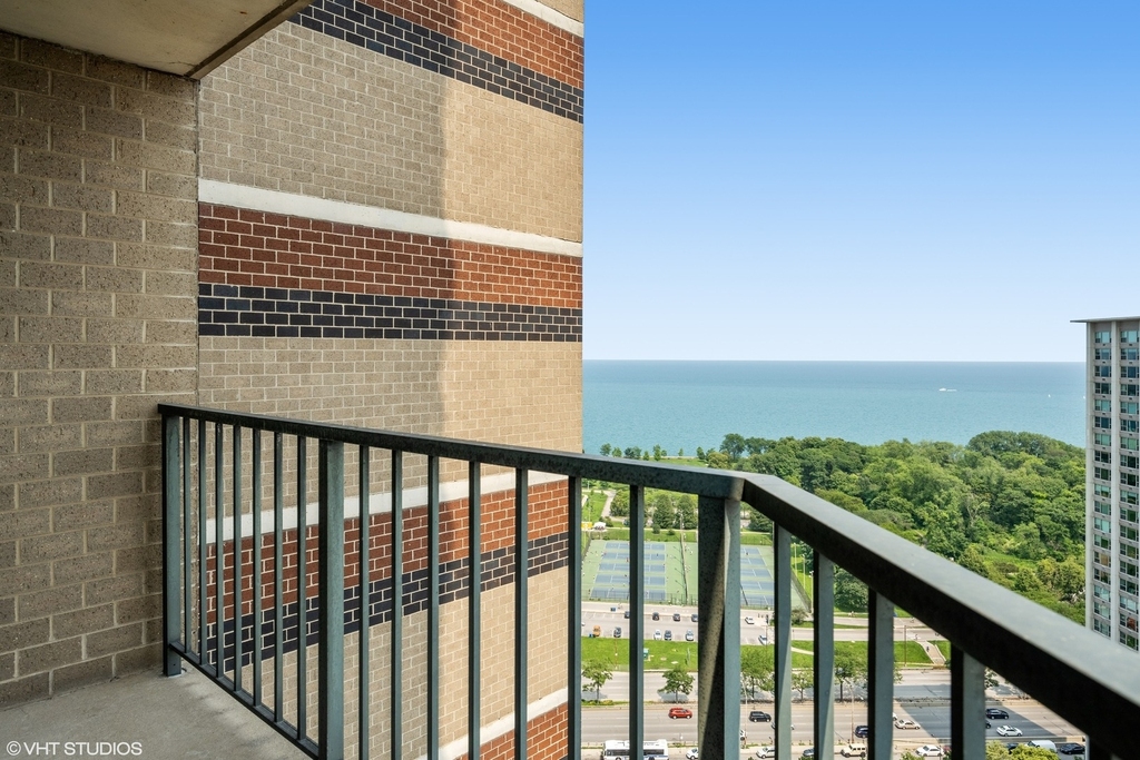 3660 N Lake Shore Drive - Photo 12