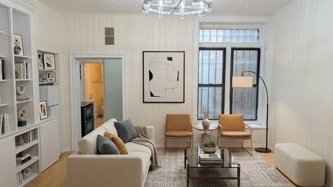 14 W Chestnut Street - Photo 1