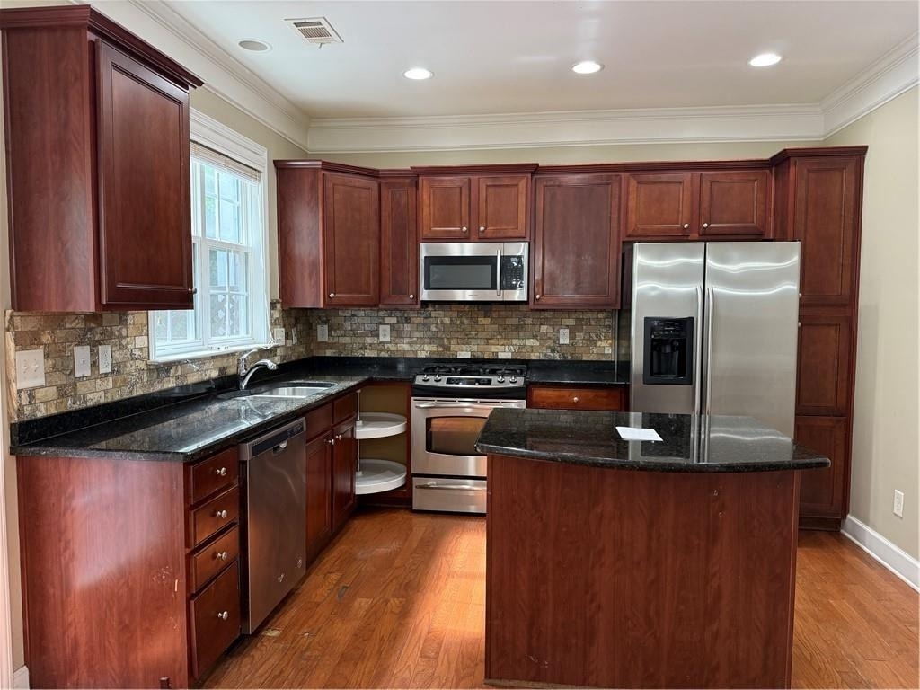 2289 Limehurst Drive Ne - Photo 2