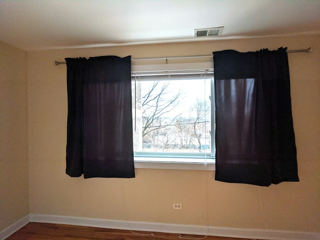 5953 N Kenmore Avenue - Photo 8