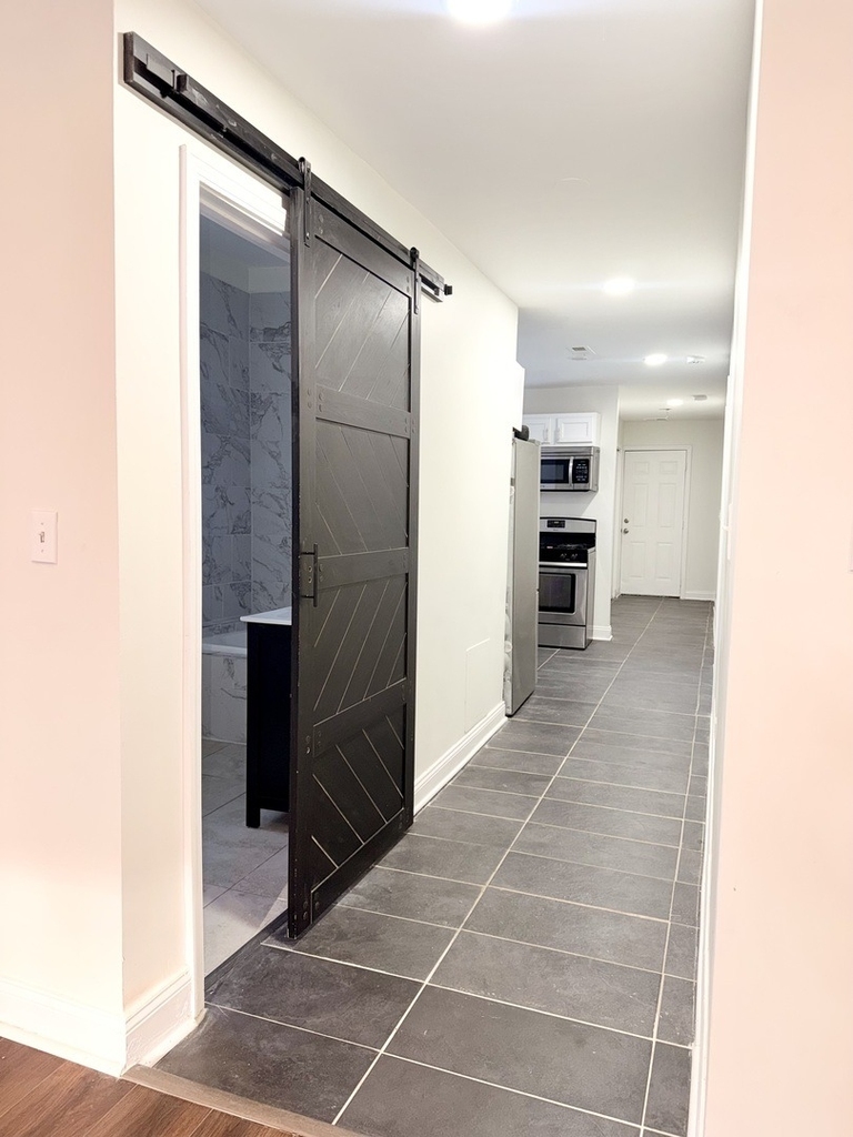 4829 S Champlain Avenue - Photo 4