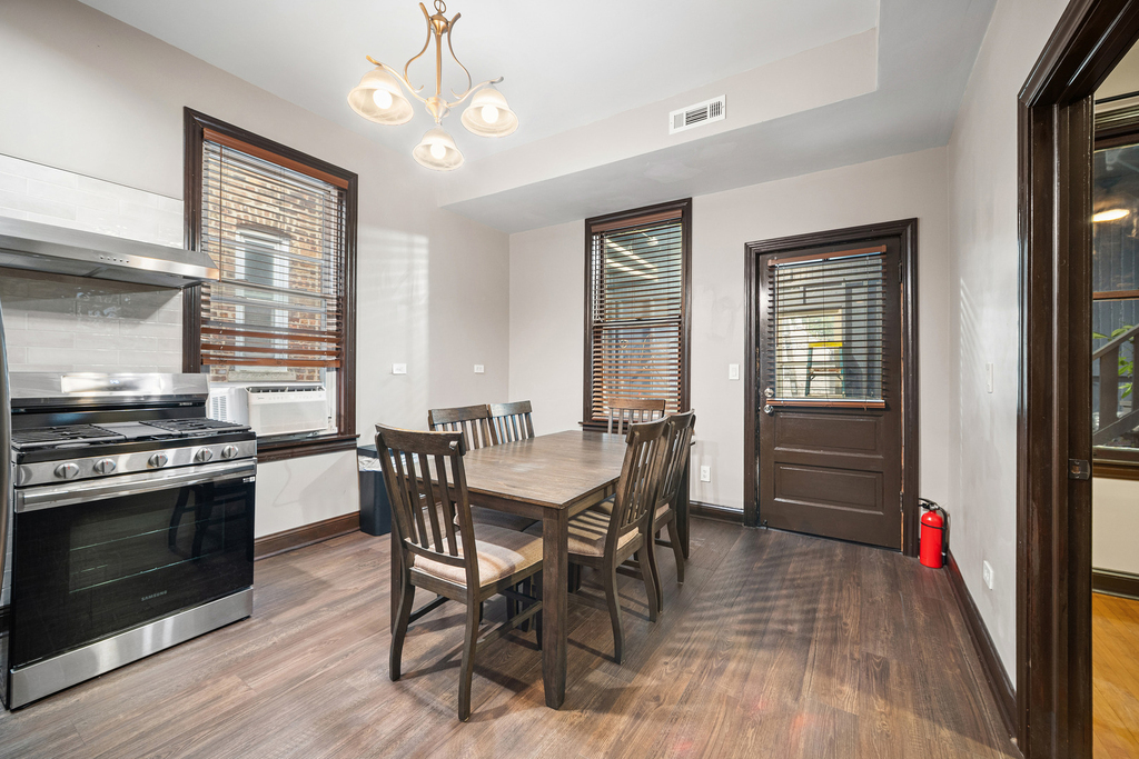 2737 W 22nd Place - Photo 4