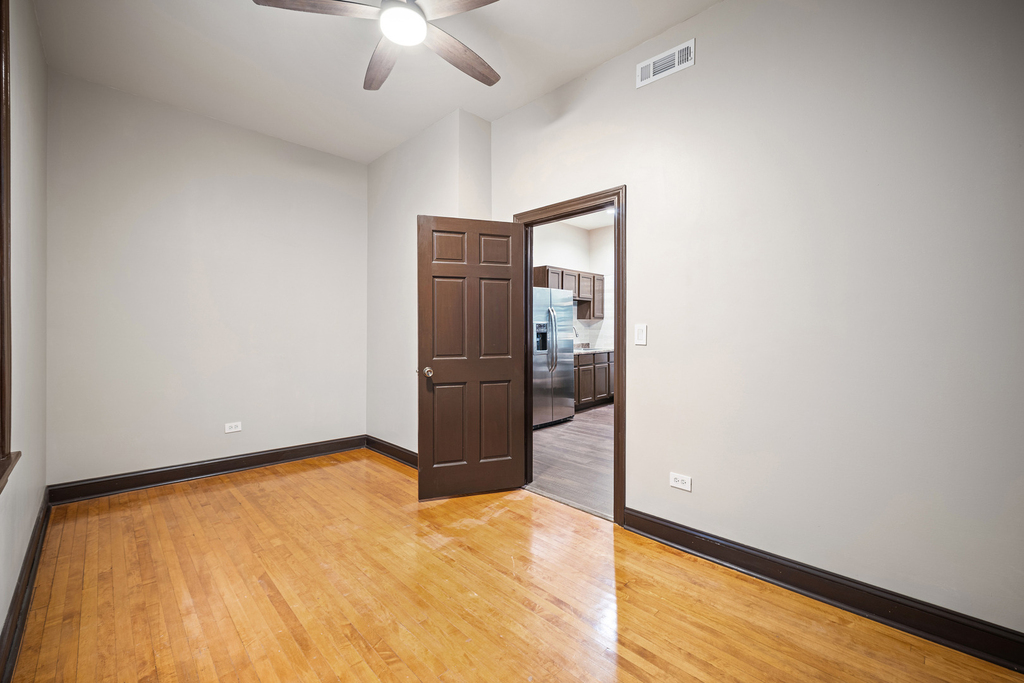 2737 W 22nd Place - Photo 16