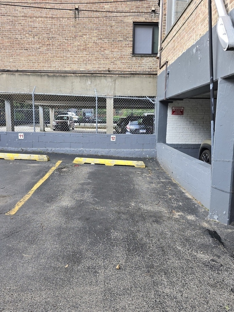 6619 N Sheridan Road - Photo 12