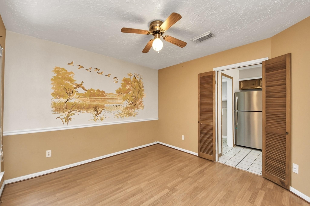 2406 Duchess Way - Photo 13