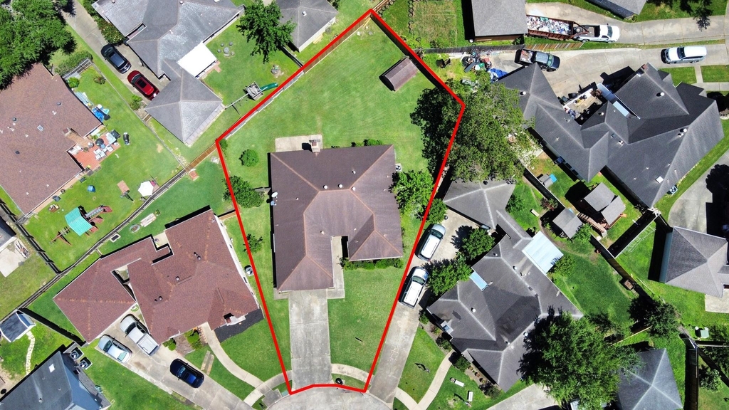 2406 Duchess Way - Photo 2