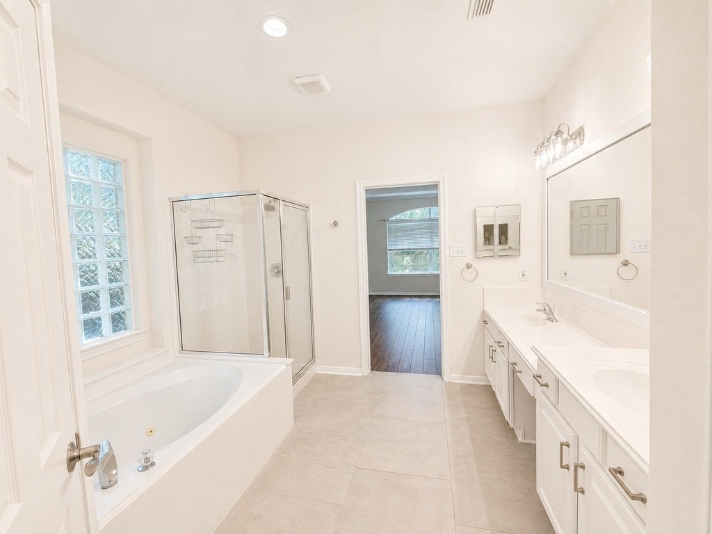 98 W Knightsbridge Drive - Photo 18