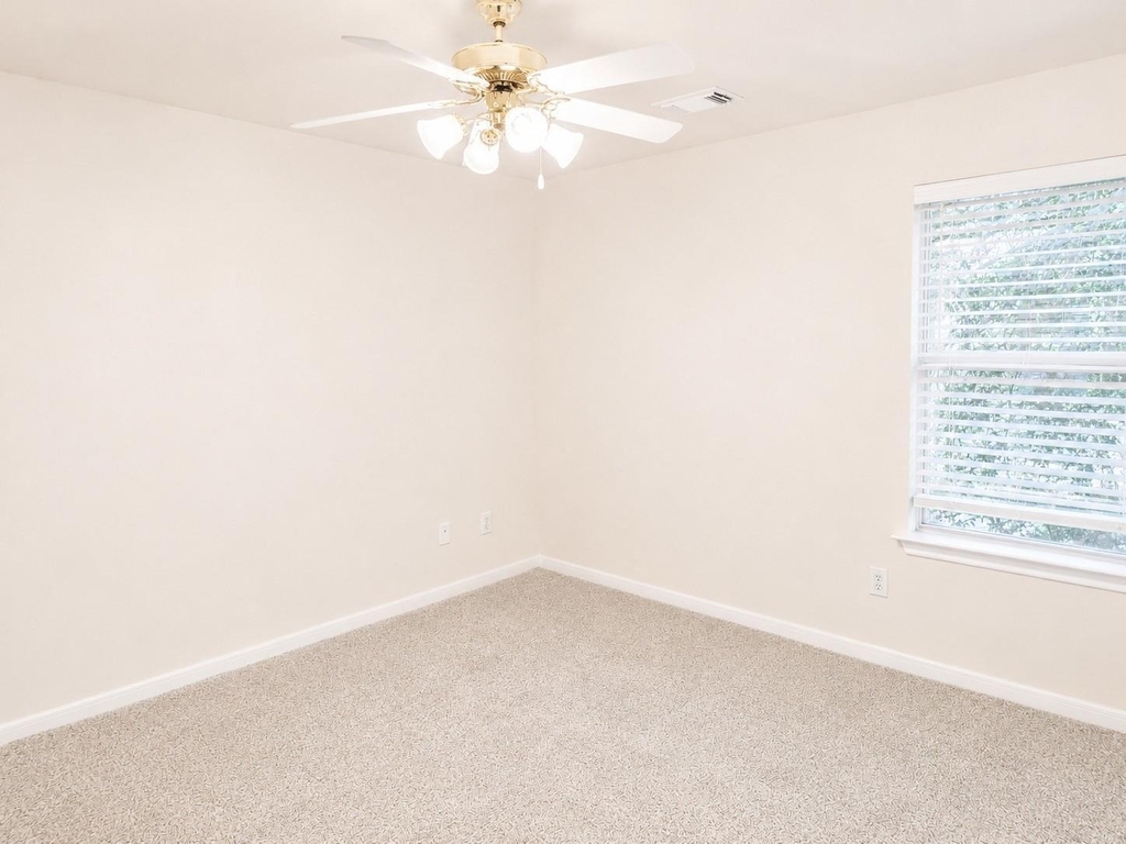 98 W Knightsbridge Drive - Photo 23