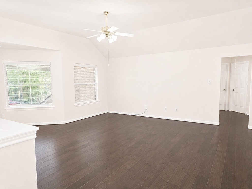 98 W Knightsbridge Drive - Photo 21
