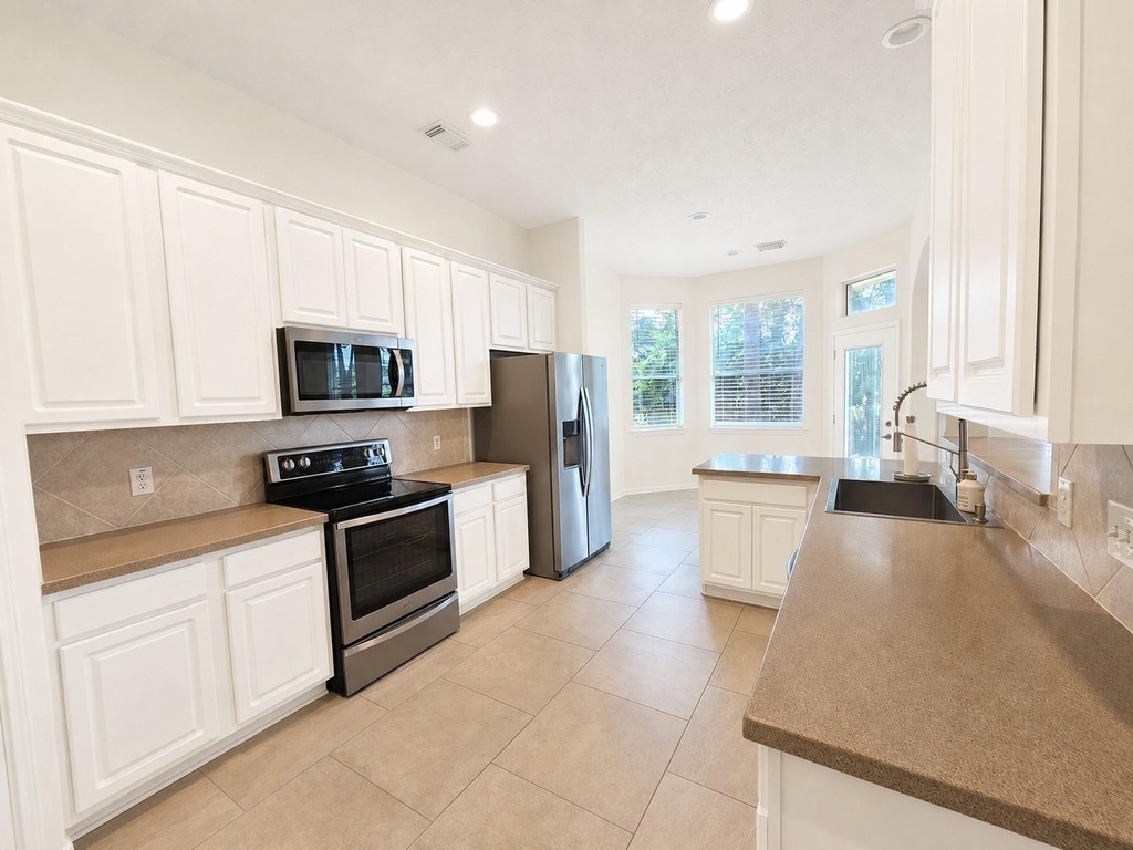 98 W Knightsbridge Drive - Photo 8
