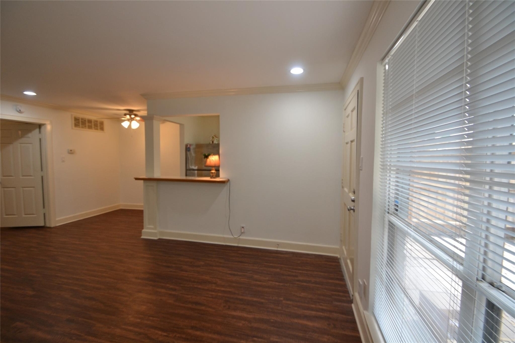 2414 Morse Street - Photo 17