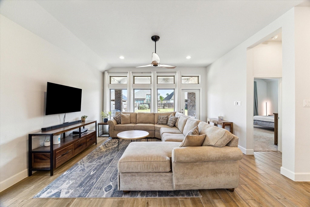 16326 Silver Emperor Street - Photo 5