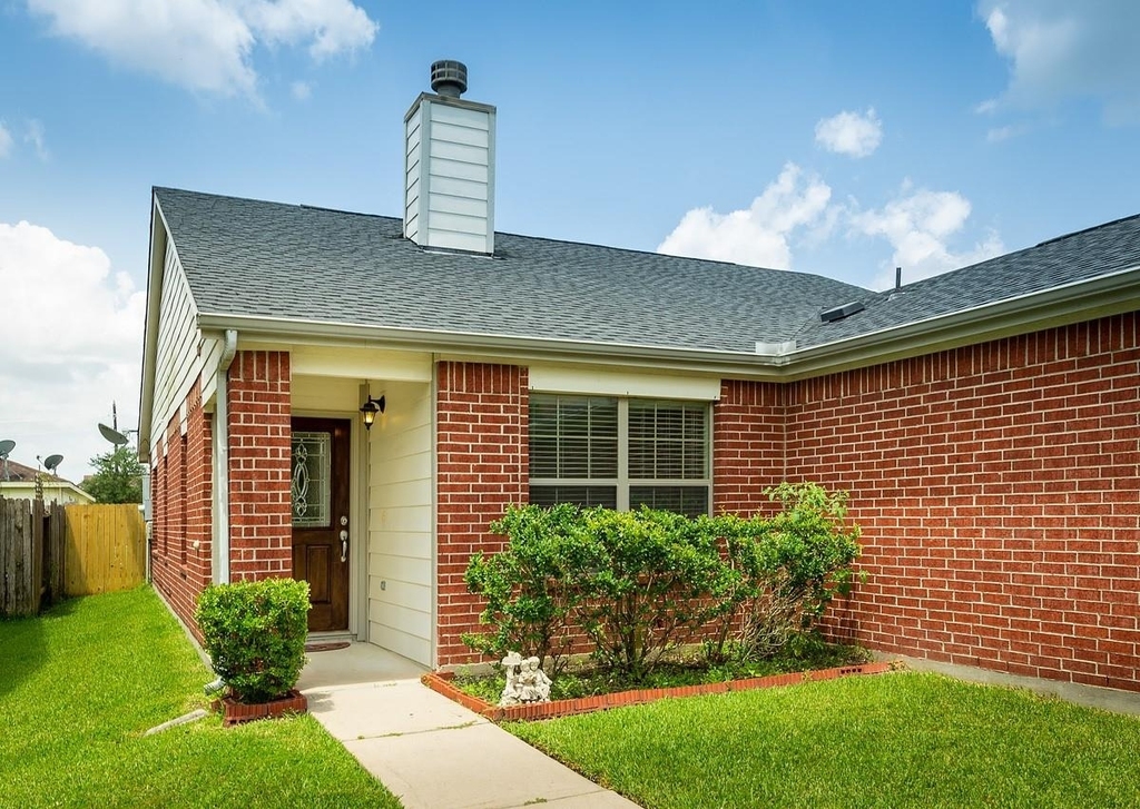 29235 Legends Hill Drive - Photo 0