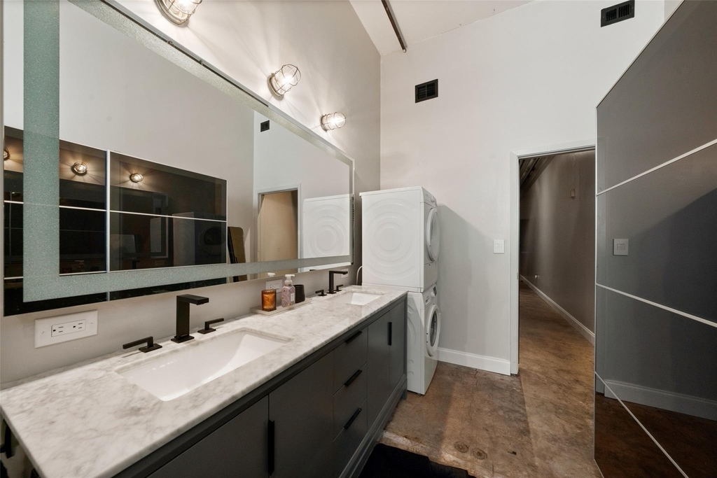 705 Main St Nw - Photo 16