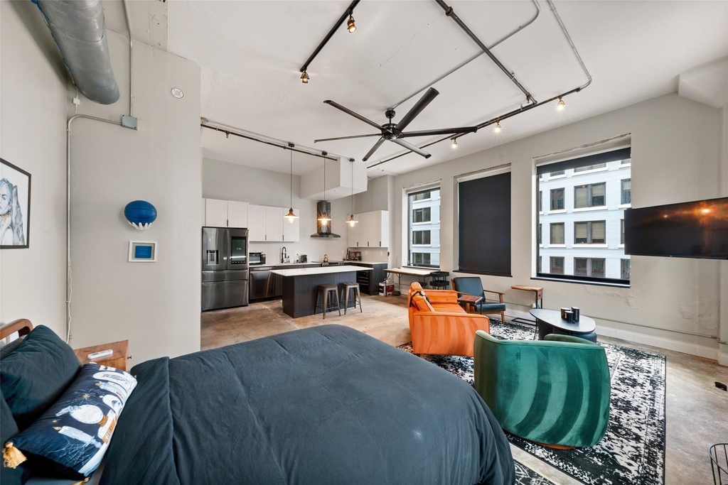 705 Main St Nw - Photo 4