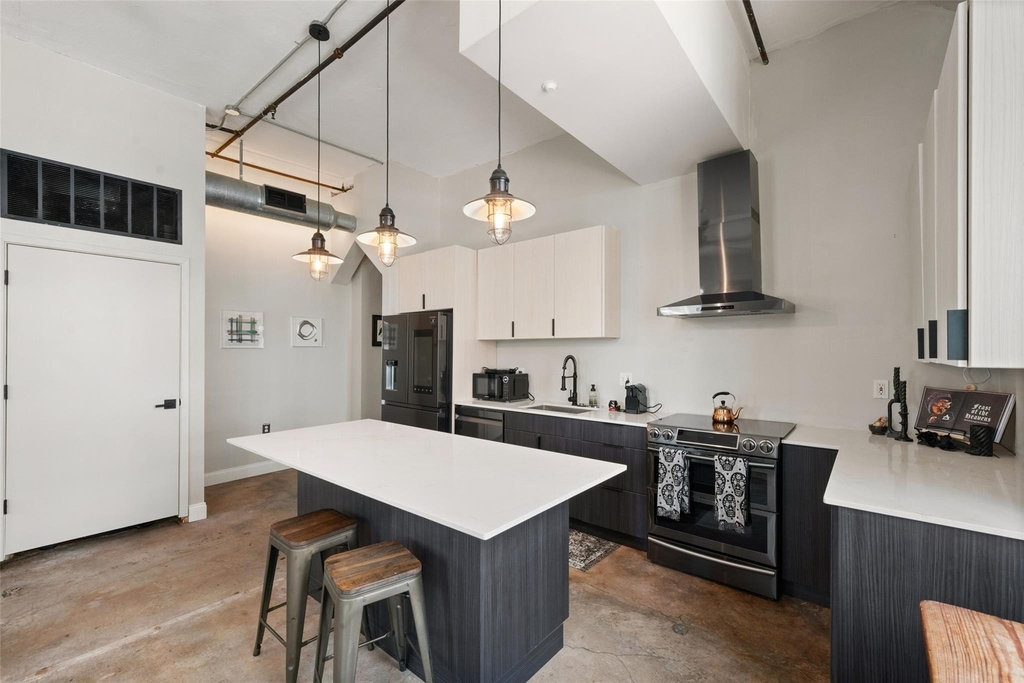 705 Main St Nw - Photo 8