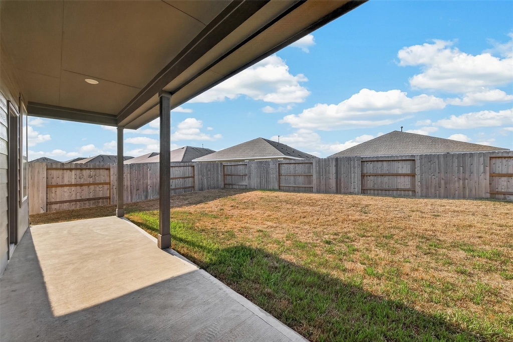 26615 Coast Redwood Drive - Photo 44