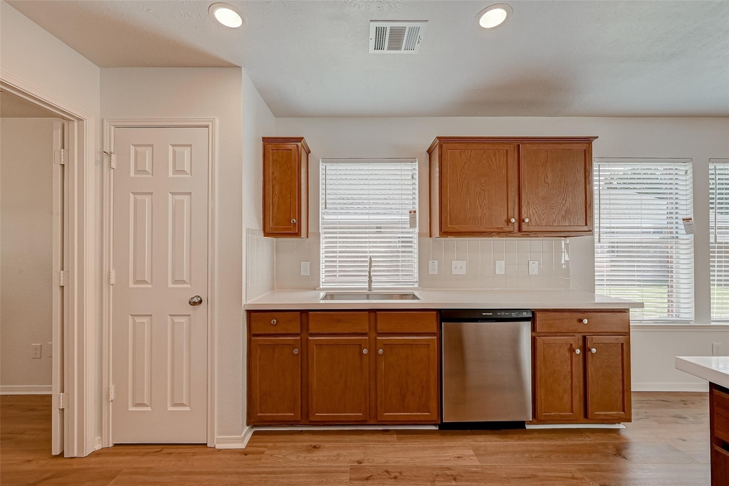 8418 Woodland Knoll Lane - Photo 19