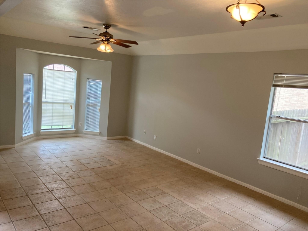 13659 Bonilla Lane - Photo 2